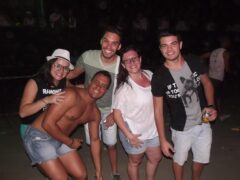 Oktober 10 Anos
